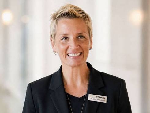 DATRON Kontakt: Charlotte Breitwieser (Investor Relations & Corporate Communications)