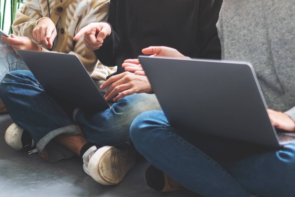 Studieren zusammen mit DATRON